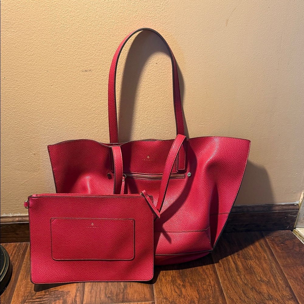 Red Travanti Large Work Bag/Travel Tote Purse With Matching Red Pouch
